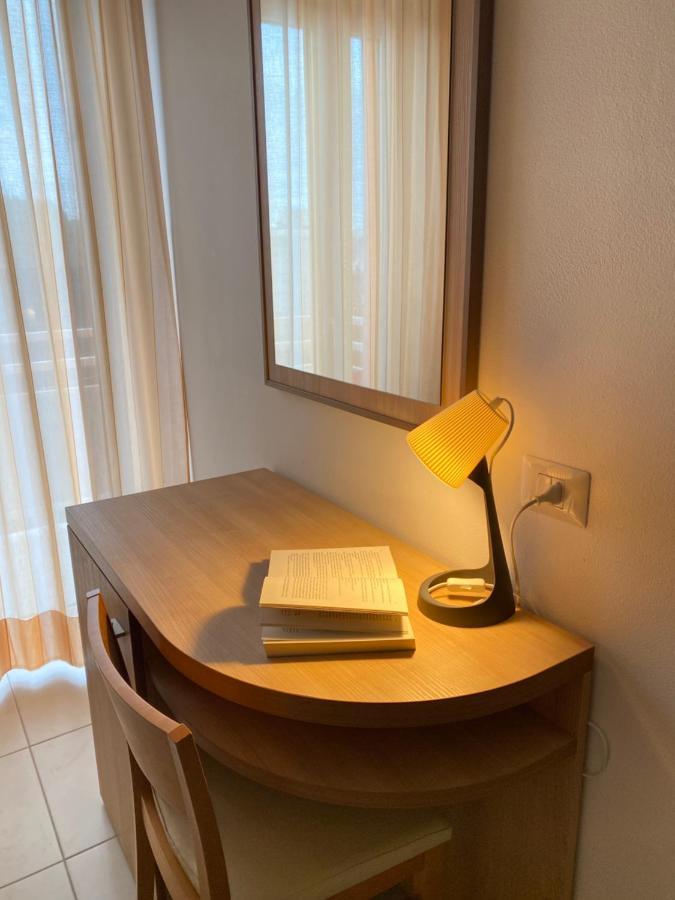 Hotel Ravello Adults Only Rimini Exteriör bild