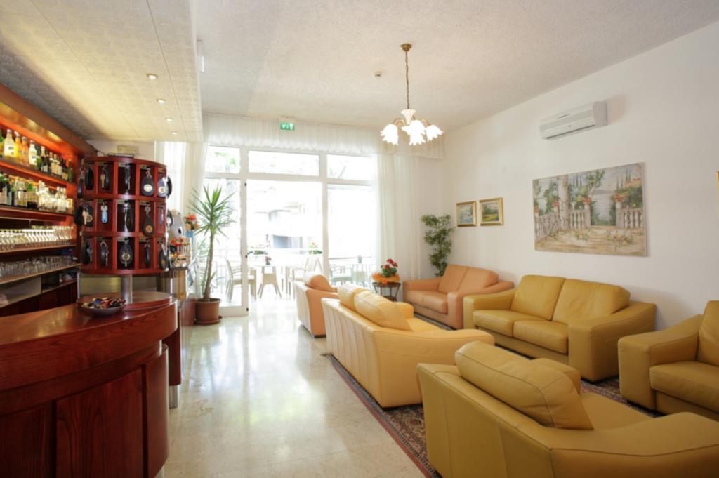 Hotel Ravello Adults Only Rimini Exteriör bild