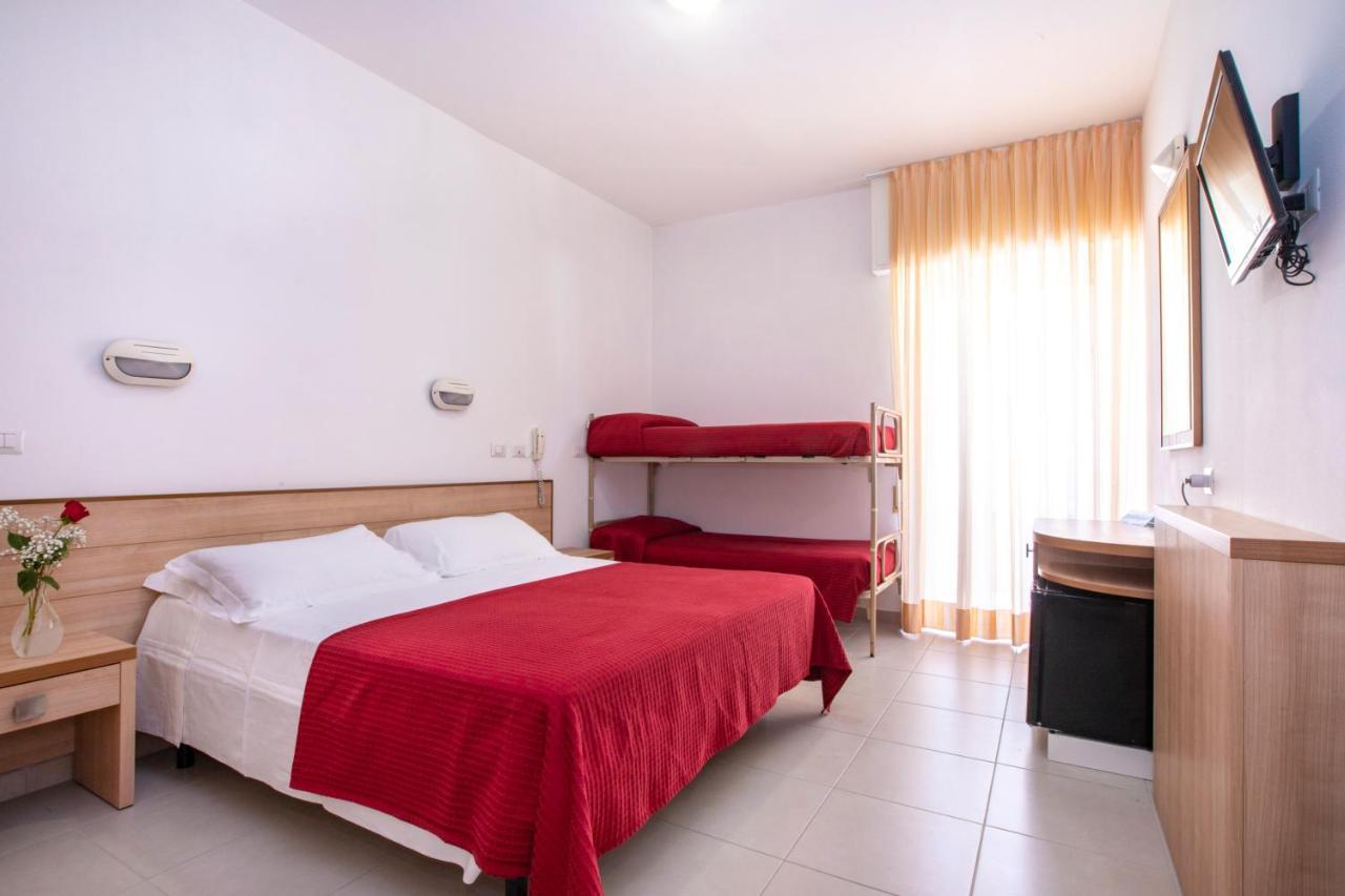 Hotel Ravello Adults Only Rimini Exteriör bild